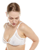 Déesse Bralette – White Lace & Mesh Crossover Top
