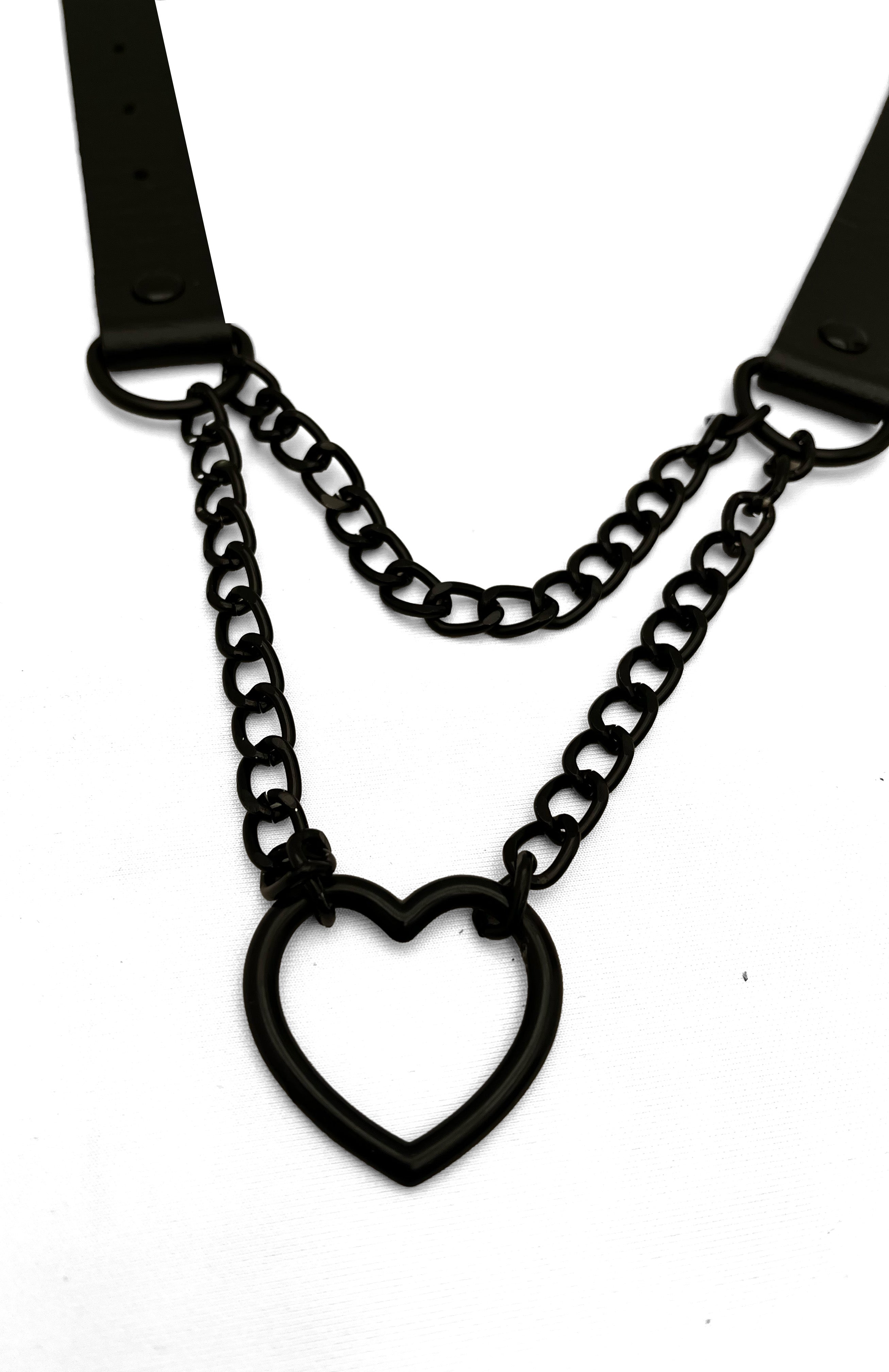 Ritual Black Heart Chain Choker